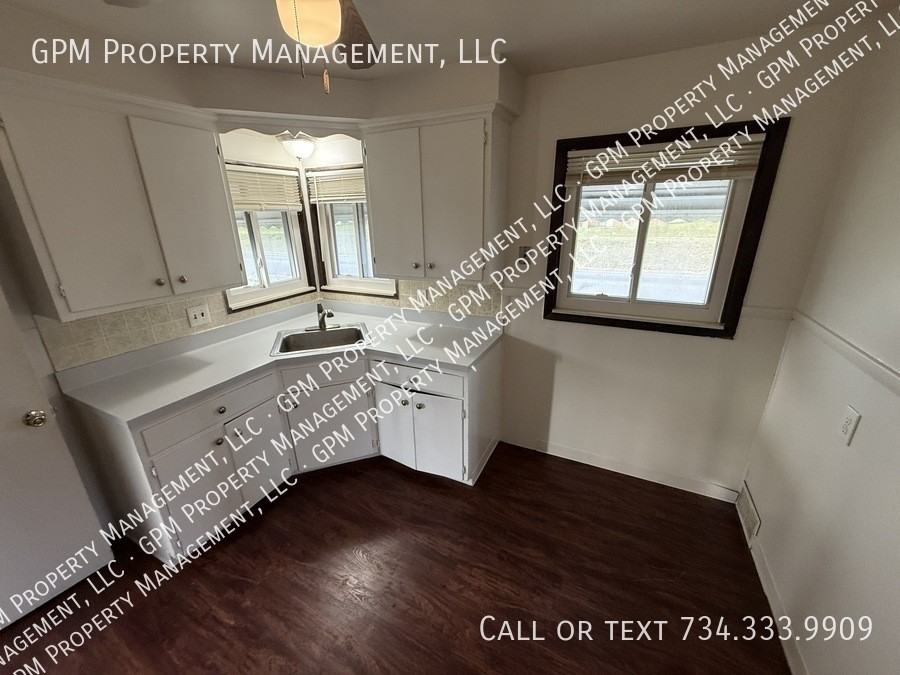 15000 Petrie Street - Photo 6 of 9