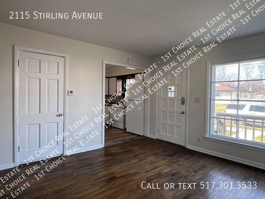 2115 Stirling Ave - Photo 4 of 14