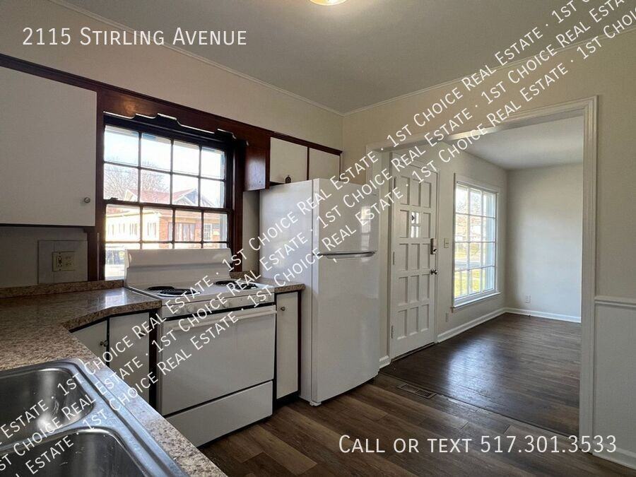 2115 Stirling Ave - Photo 5 of 14