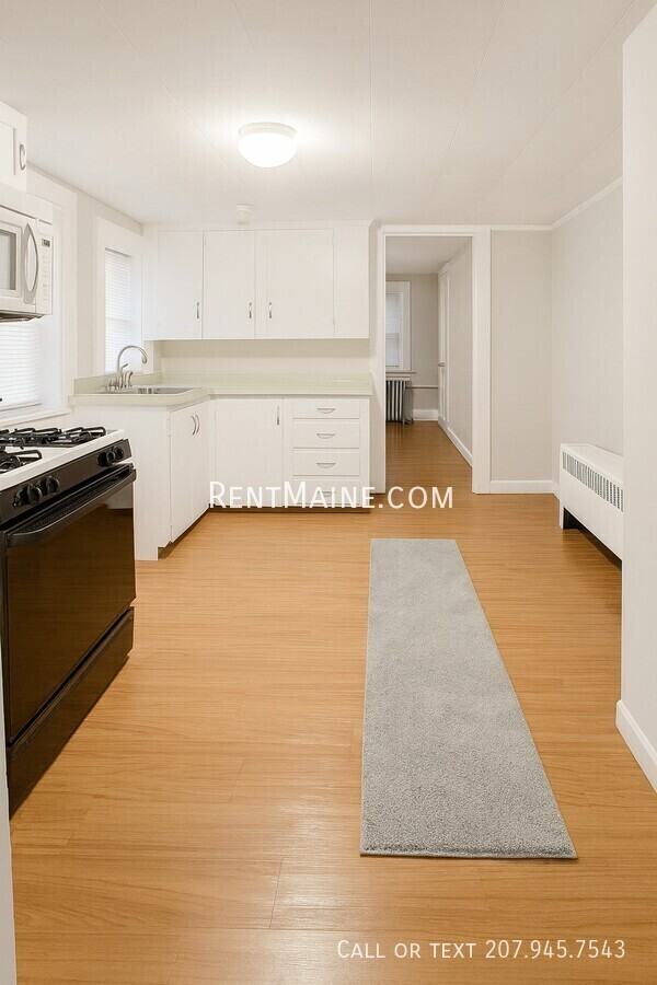 409 4th St #5 - Photo 2 of 13