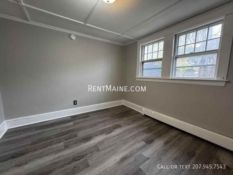 33 Summer St #4 - Photo 7 of 11