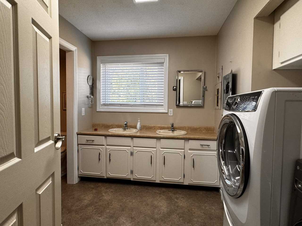 4718 Kilmarnock Dr Lowr - Photo 7 of 19