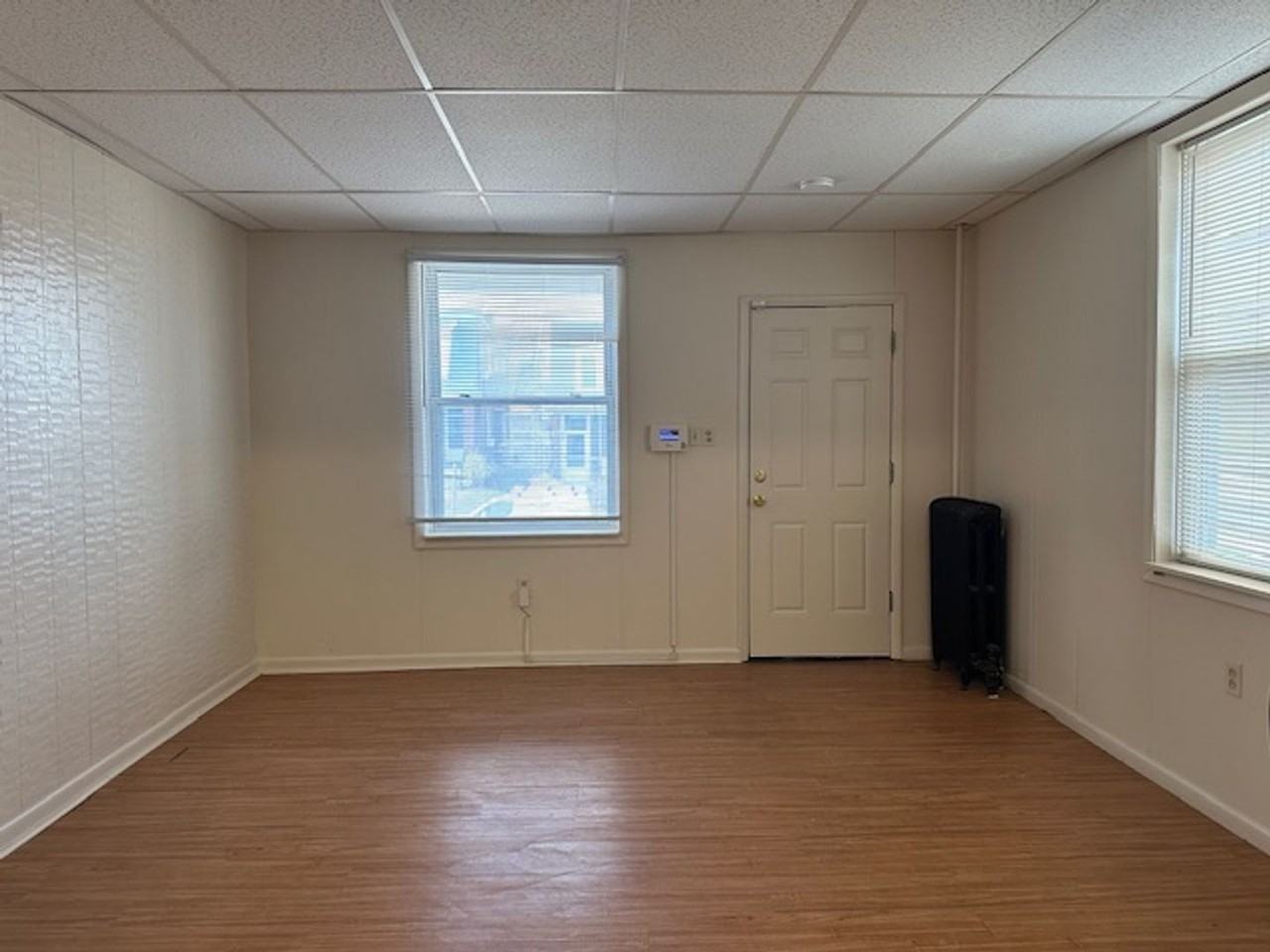 605 S 23rd St - Photo 3 of 12