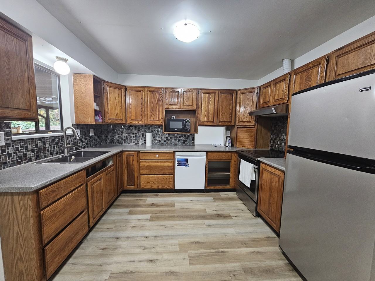 13454 Crestview Drive #A - Photo 4 of 20