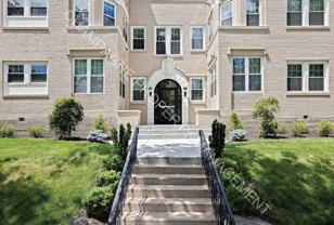 920 Ward Parkway - Photo 1 of 1