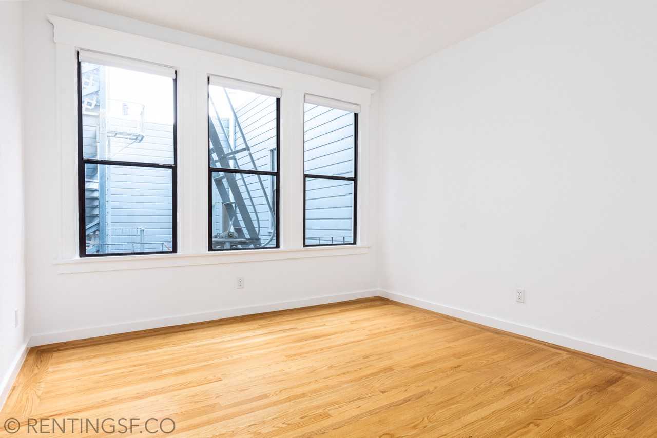 1155 Howard St #7 - Photo 3 of 12