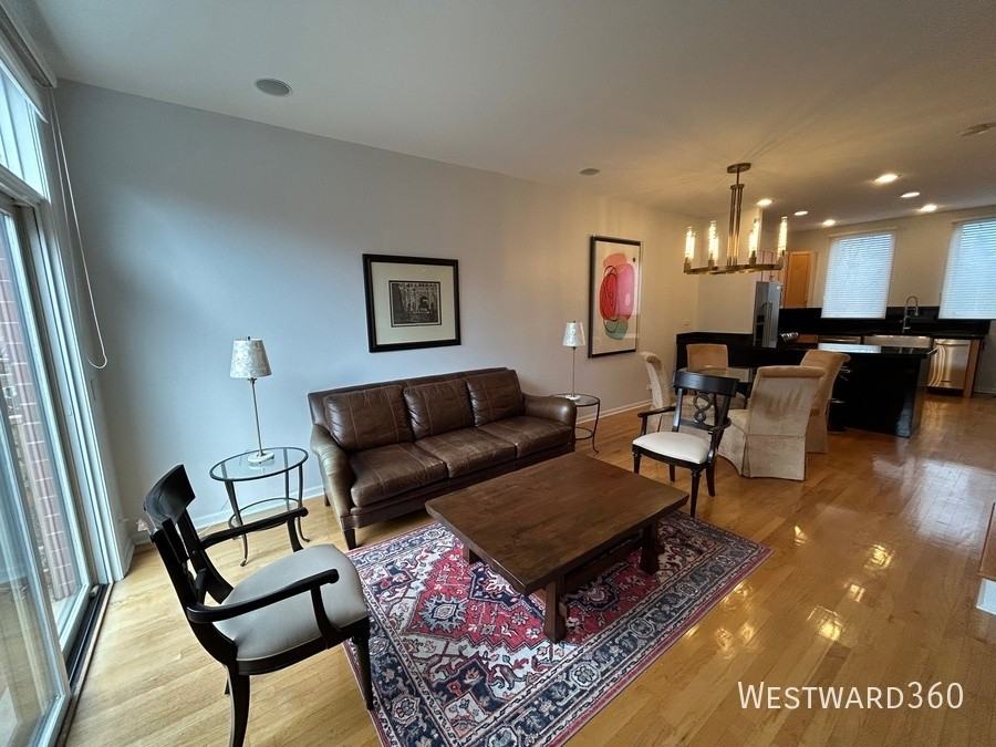 1801 West Winnemac Avenue #E - Photo 6 of 26