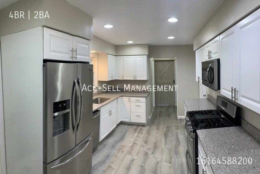 53 Luray Ave Nw - Photo 2 of 17