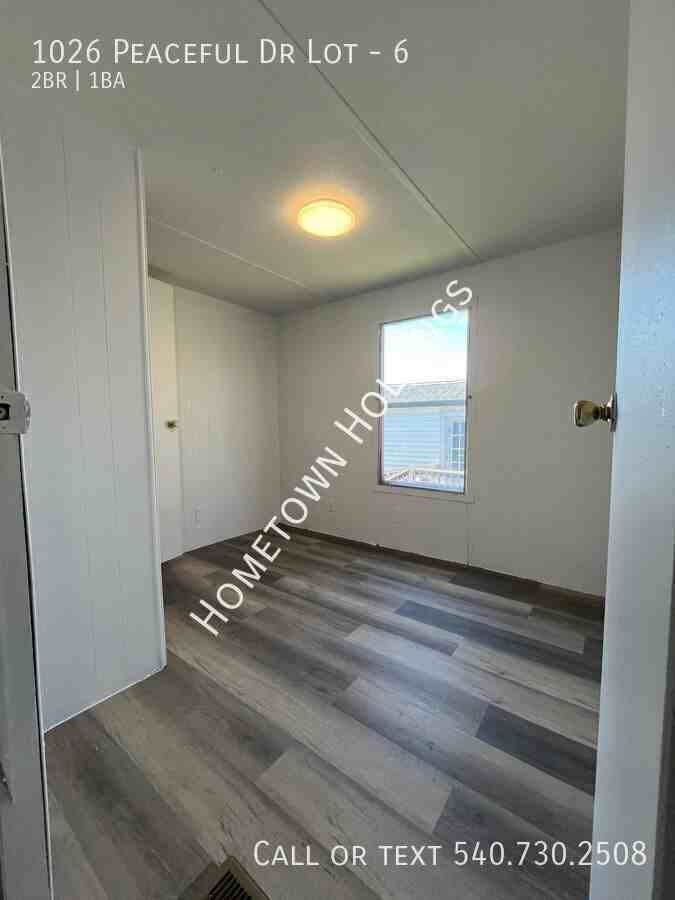 1026 Peaceful Dr #6 - Photo 6 of 11