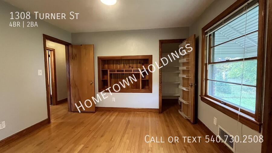 1308 Turner St - Photo 6 of 18