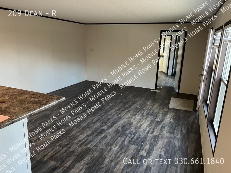 209 Dean Dr #R - Photo 2 of 12