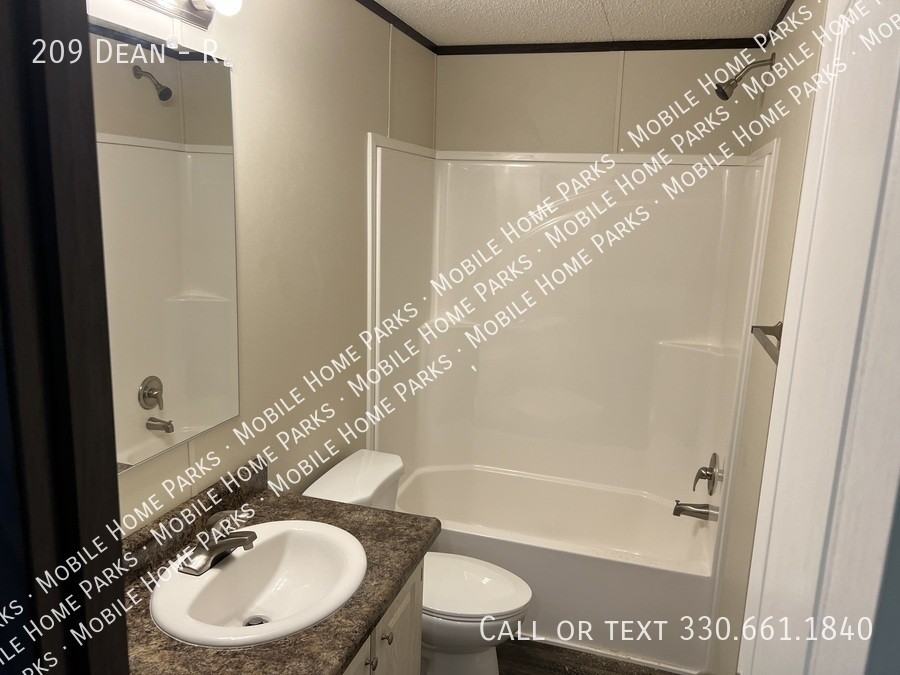 209 Dean Dr #R - Photo 4 of 12