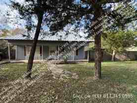 209 Pecan Street - Photo 1 of 1