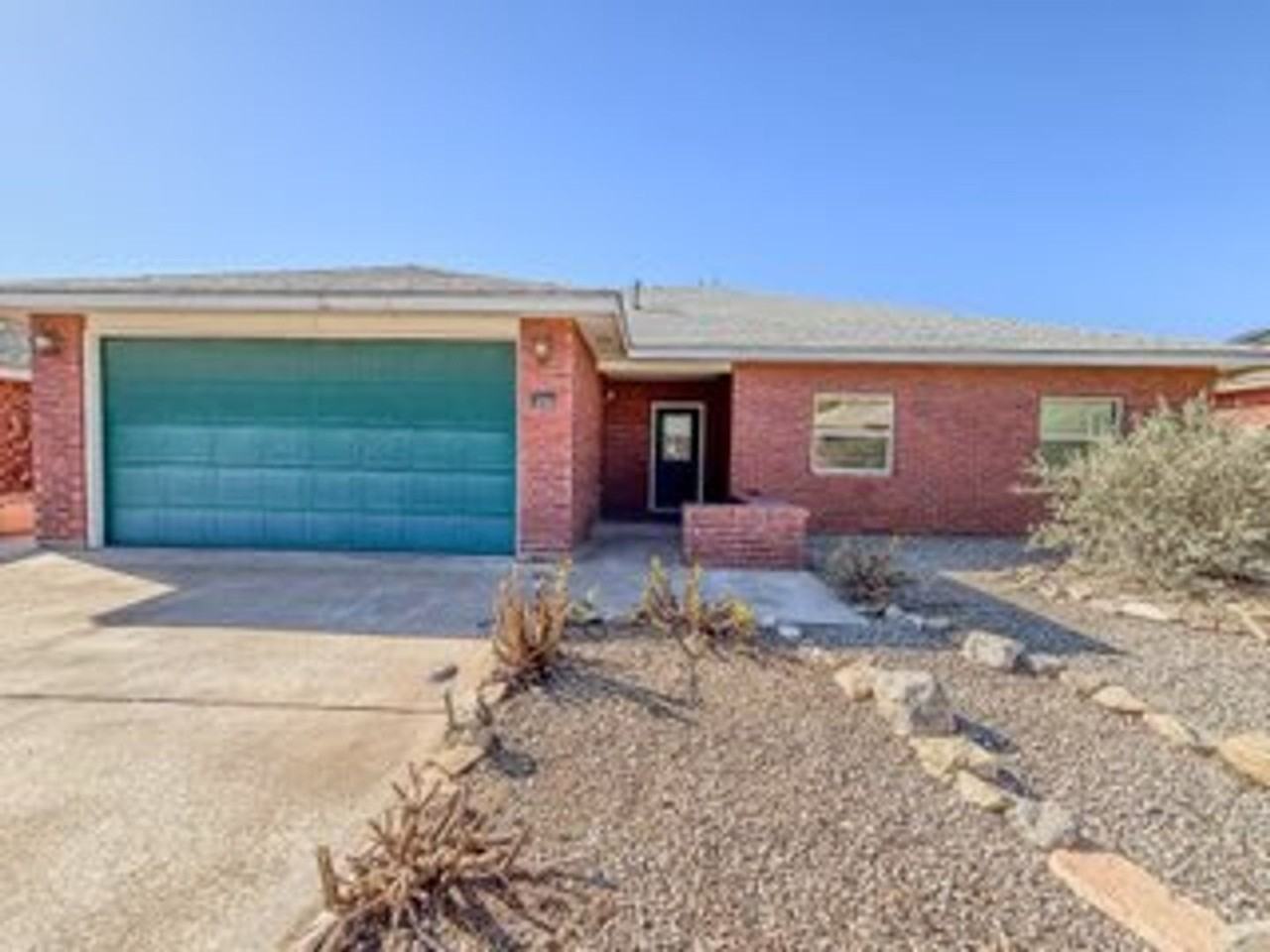 3729 Rosewood Avenue - Photo 2 of 17