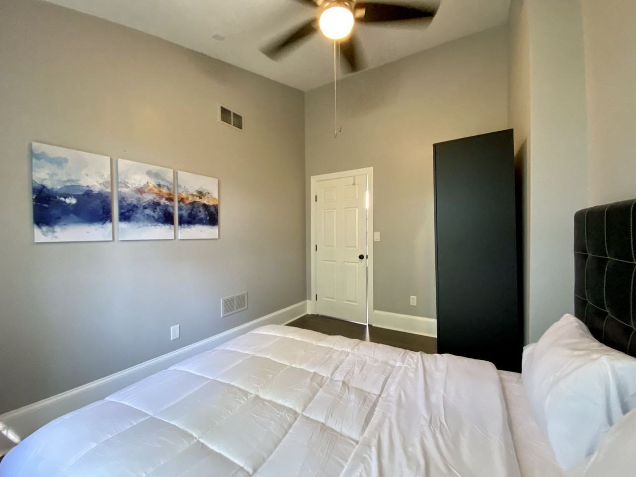 712 North West Street #1 - Photo 3 of 6