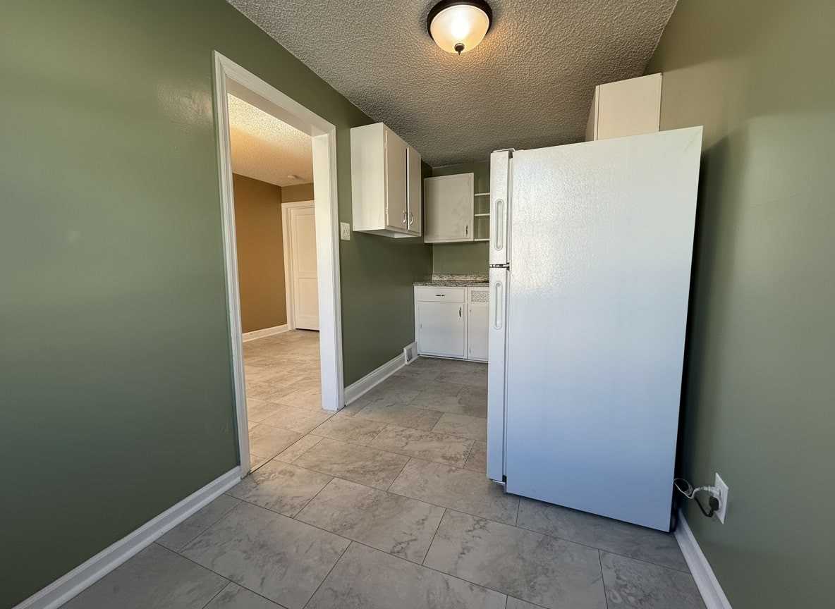 119 W Madison Ave - Photo 7 of 20