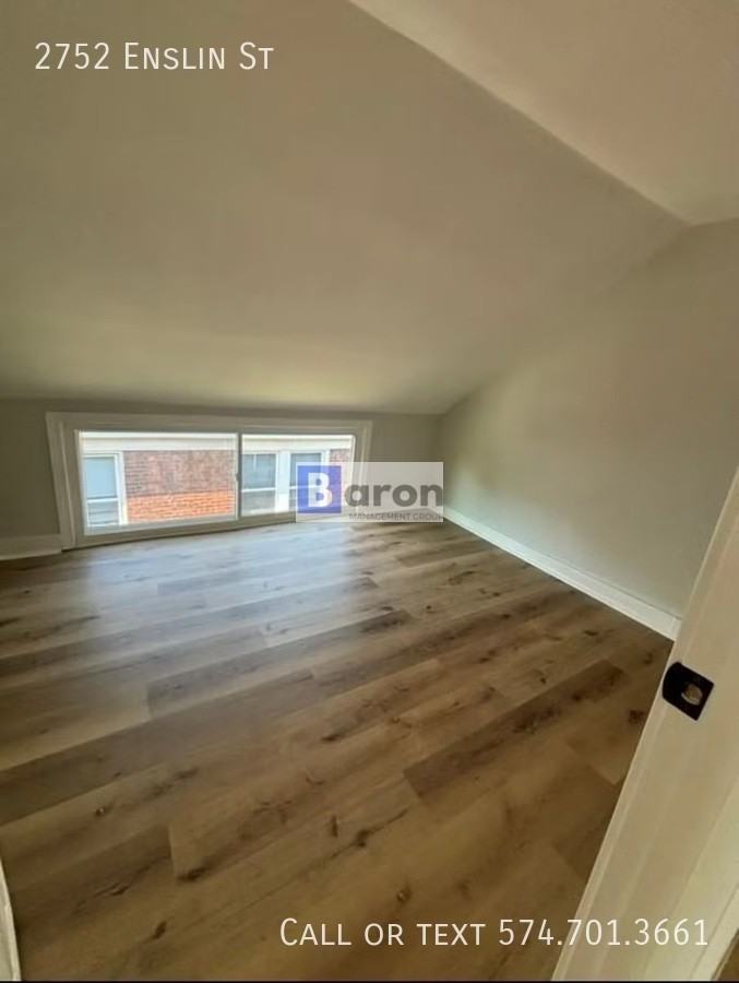 2752 Enslin Street - Photo 4 of 12