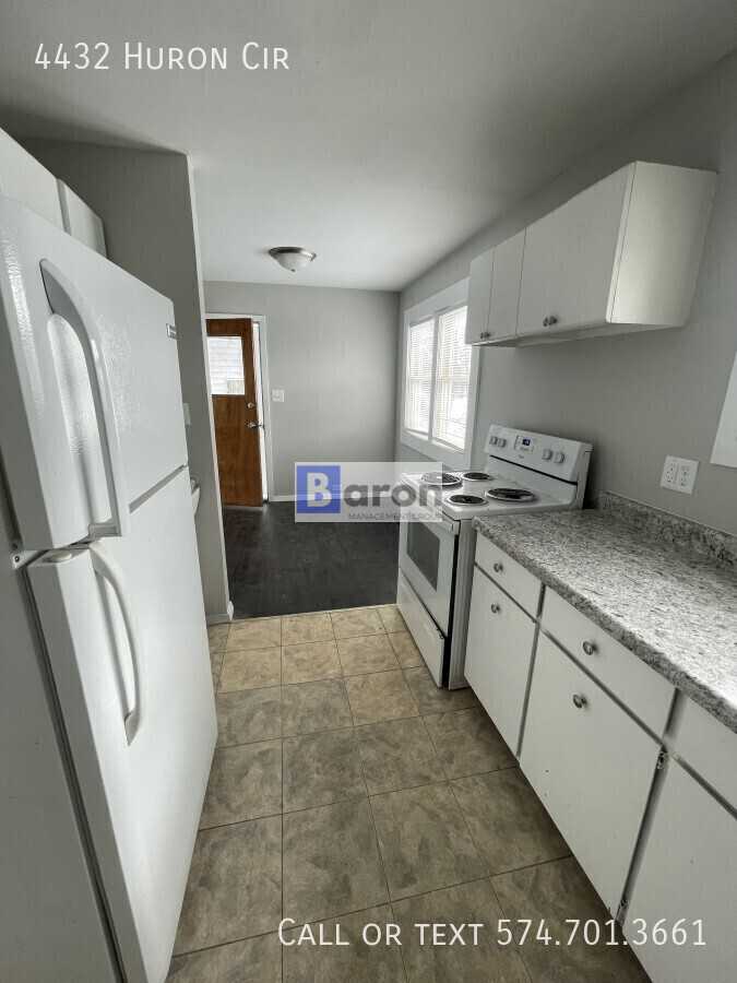 4432 Huron Circle - Photo 4 of 9