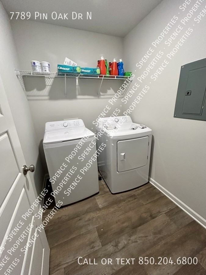 7789 7789 Pin Oak Dr N - Photo 5 of 6