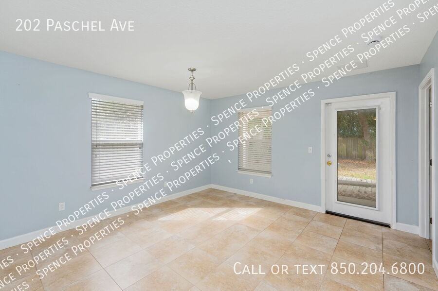 202 Paschel Ave - Photo 4 of 25