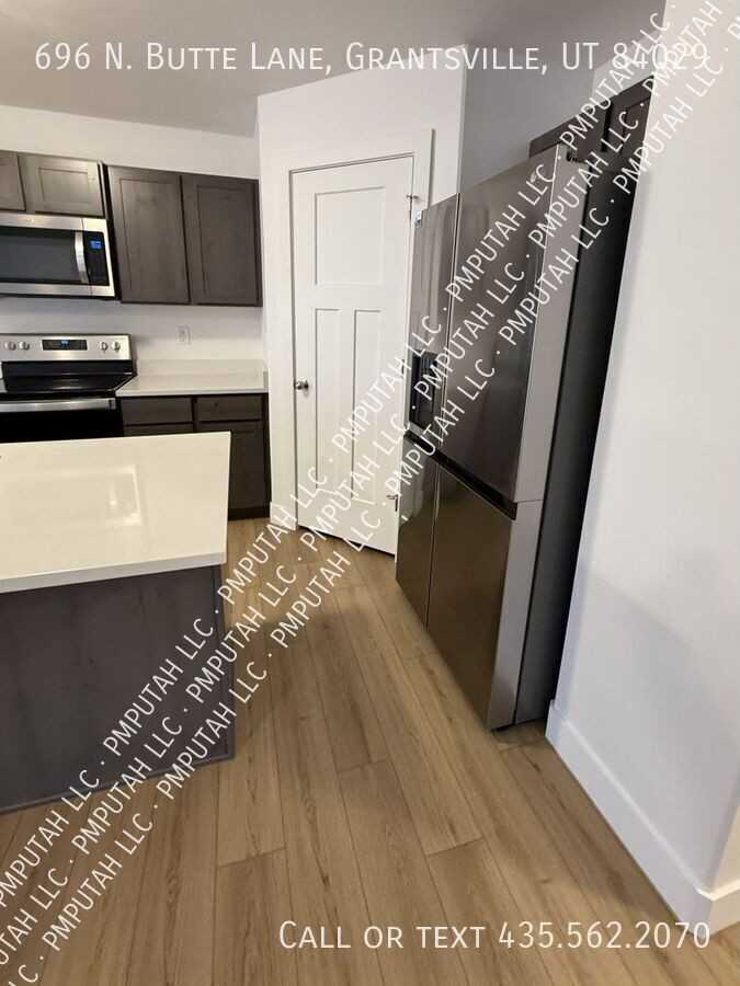 696 Butte Lane - Photo 3 of 21