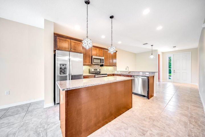 4543 Tara Cove Way