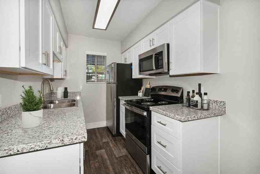 District at Fiesta Park - Photo 6 of 27