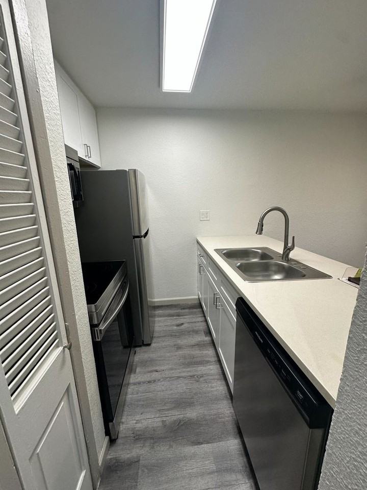 Nuvo Andorra - Photo 3 of 6