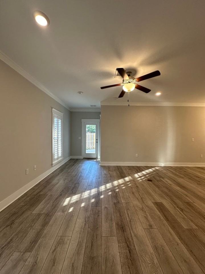 291 Rachel Road - Photo 5 of 29