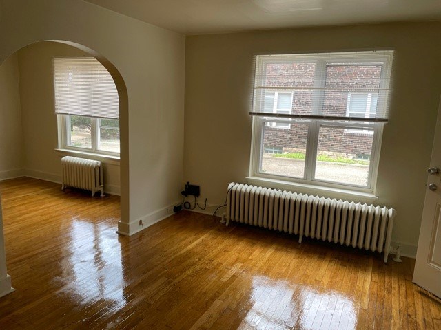 5255 Forbes Ave - Photo 3 of 24