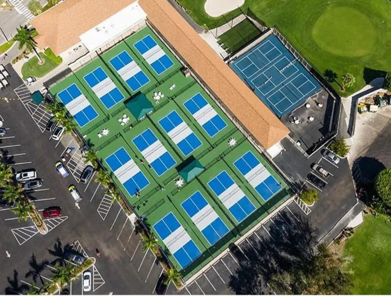 215 Palm Drive #215-2 - Photo 6 of 34