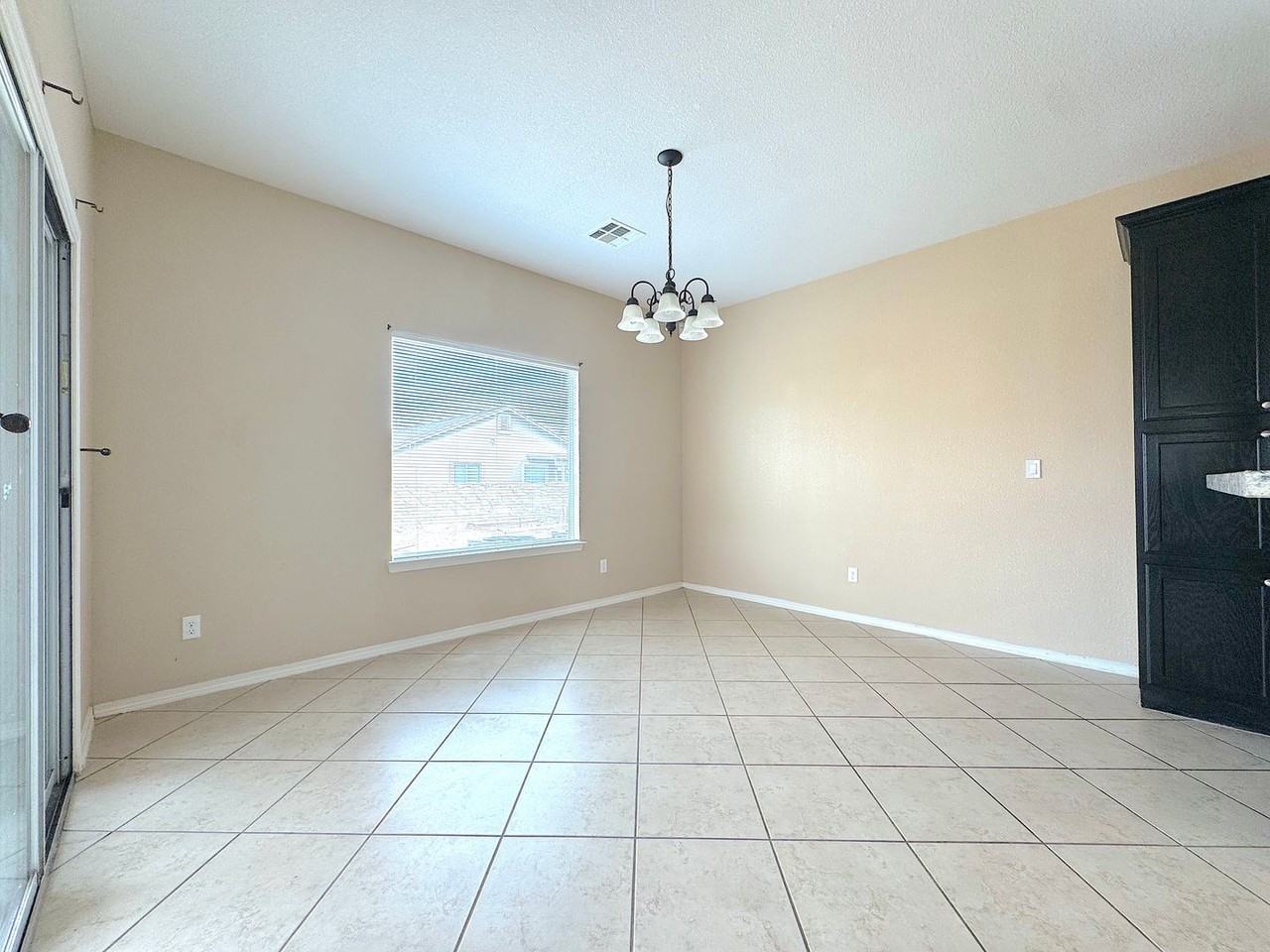 10932 Ray Mena Ln - Photo 7 of 30