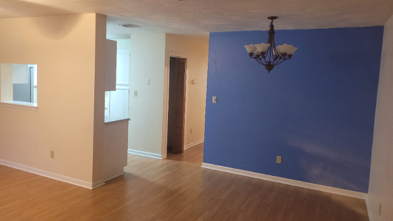 1521 Belmont Trce - Photo 2 of 5