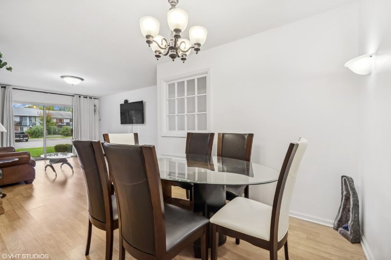 931 Jonathon Ct #107 - Photo 4 of 14