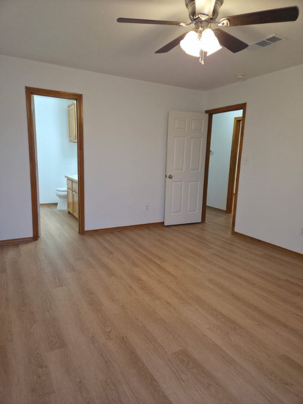 4204 Magnolia Street #4204 - Photo 5 of 11