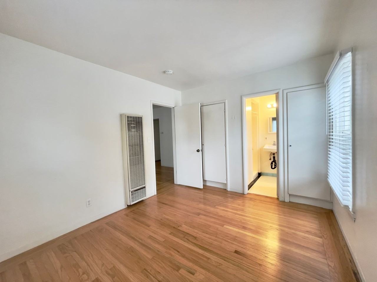 2230 10th Avenue - Photo 5 of 15