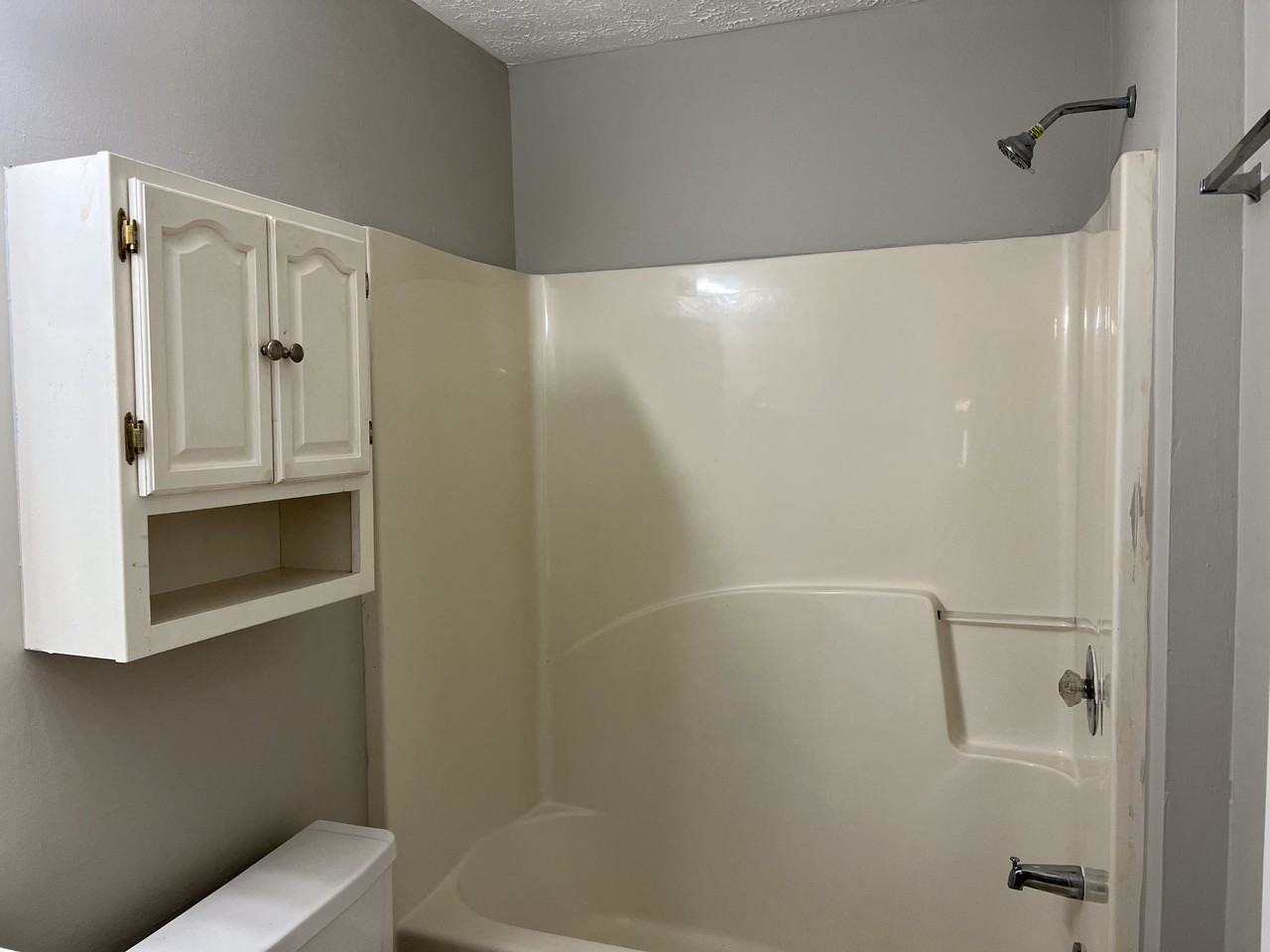 360 E Country Woods Dr - Photo 3 of 11