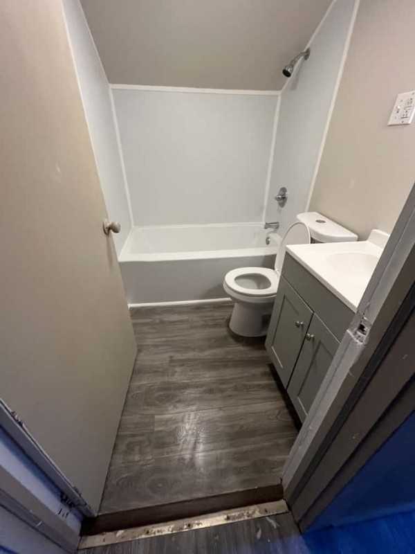 517 Broad St #A - Photo 5 of 10