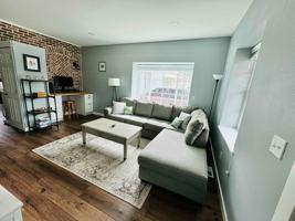 featured image of 1139 North Gould Street