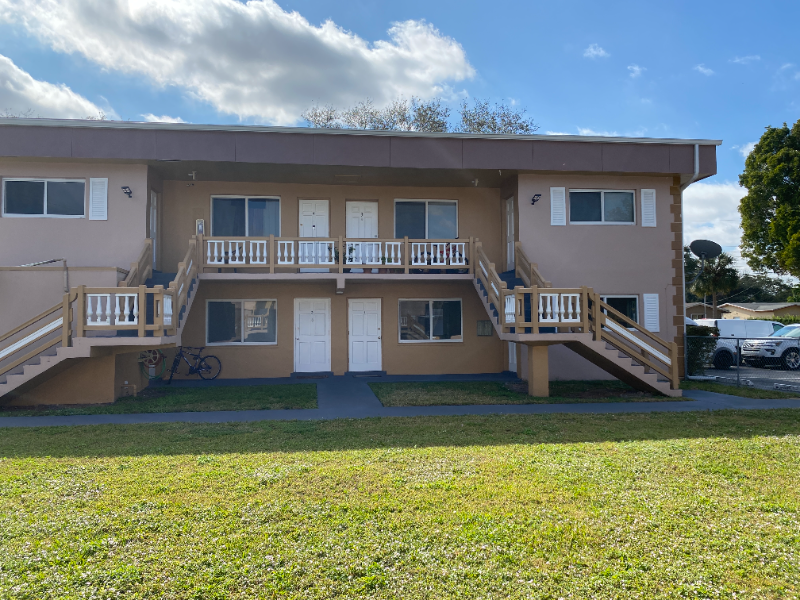 5290 Southwest 90th Way #1