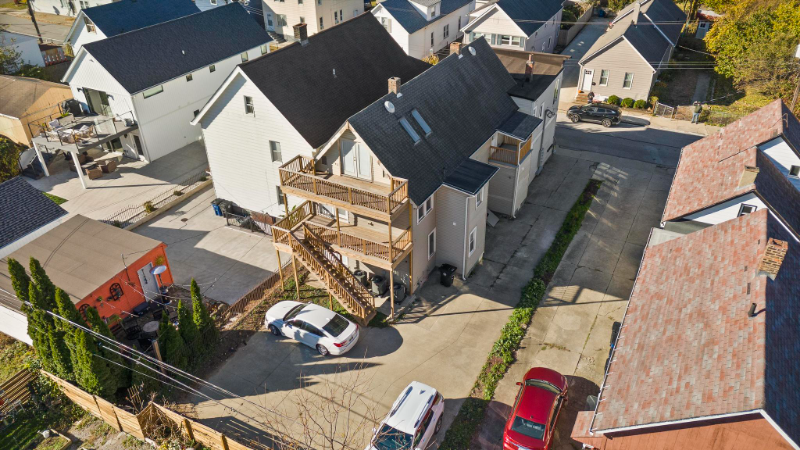 1277 W 67th St #1 - Photo 6 of 21