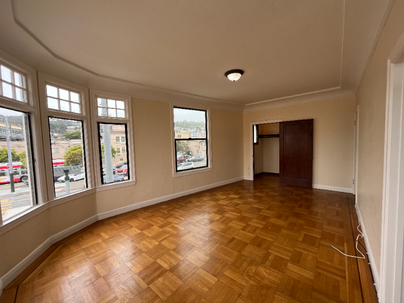 5650 Mission St #A - Photo 2 of 7