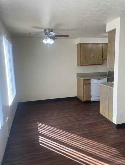 Rockwood Park Apartments - Photo 7 of 12