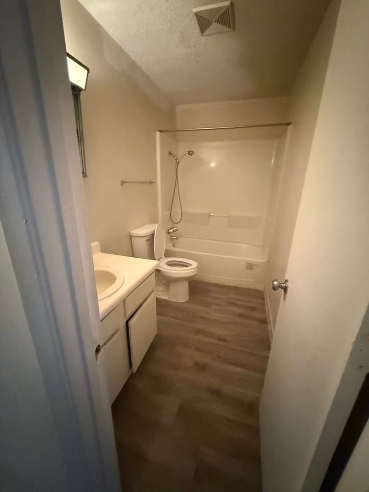 508 Lumpkin Ave #69 - Photo 2 of 6