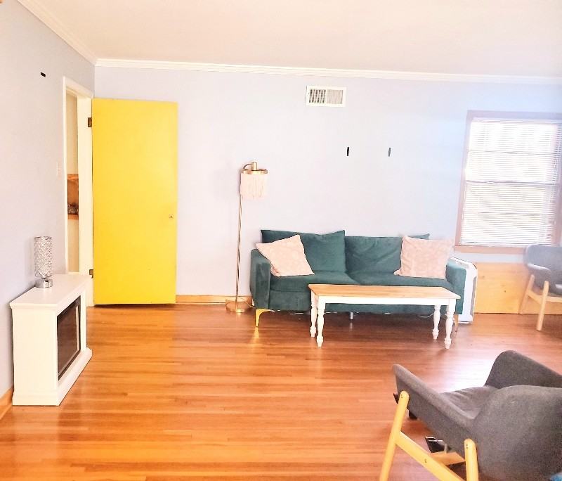 4317 Gailwood Ave - Photo 2 of 6