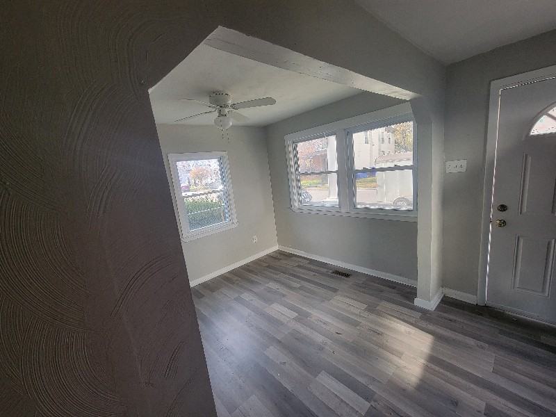 410 Middlesex St - Photo 2 of 20