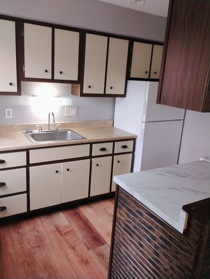 Greenock Manor 2 bedroom 1 bath apartment - Photo 3 of 13