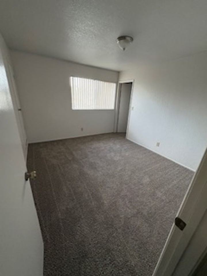 Venetian Bridges Duplexes - Photo 4 of 8