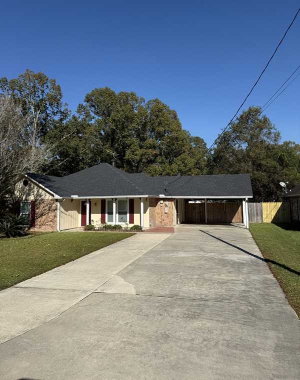 18304 Autumn View Drive