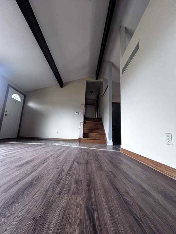 4025 Kenyon Ave - Photo 6 of 16